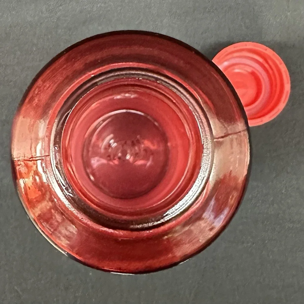 Starbucks Valentine's Winter 2022‎ Red Pink Ombre SPAIN Glass Bottle 22oz Cold